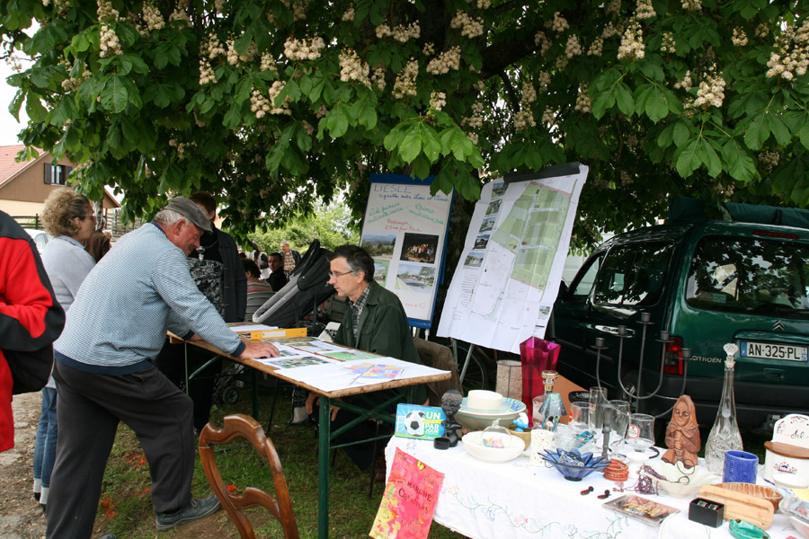 Vide grenier de Liesle