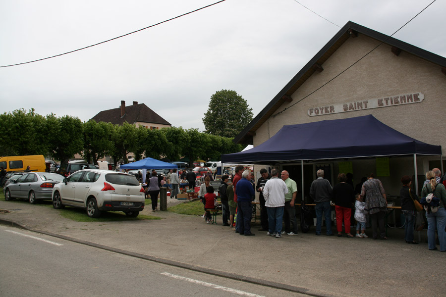 Vide grenier de Liesle