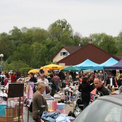 Vide grenier de Liesle