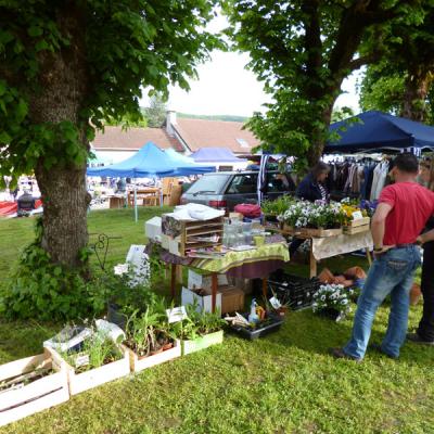 Vide grenier de Liesle