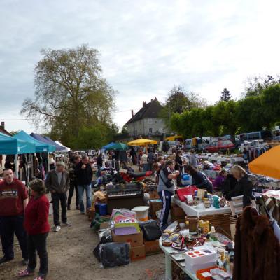Vide grenier de Liesle