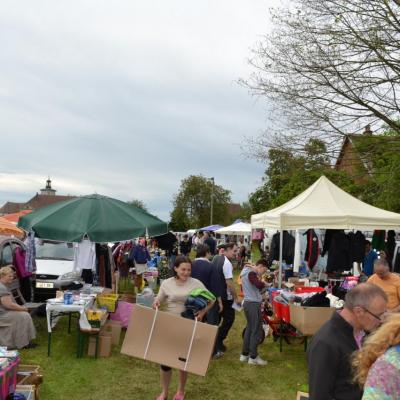 Vide grenier - 8 mai 2015